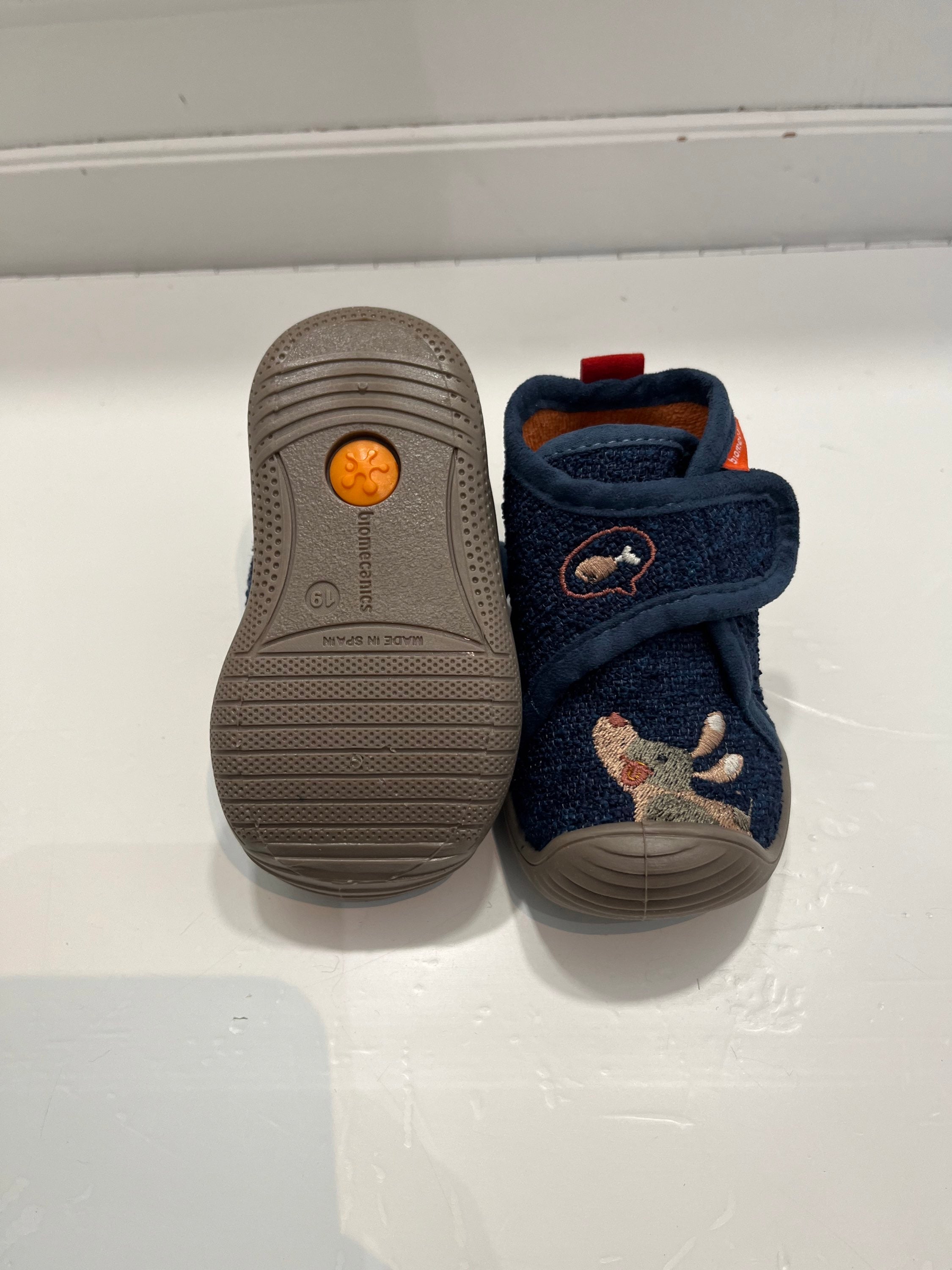 Pantofole blu biomecanics