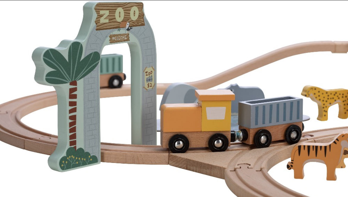 Pista in legno con animali