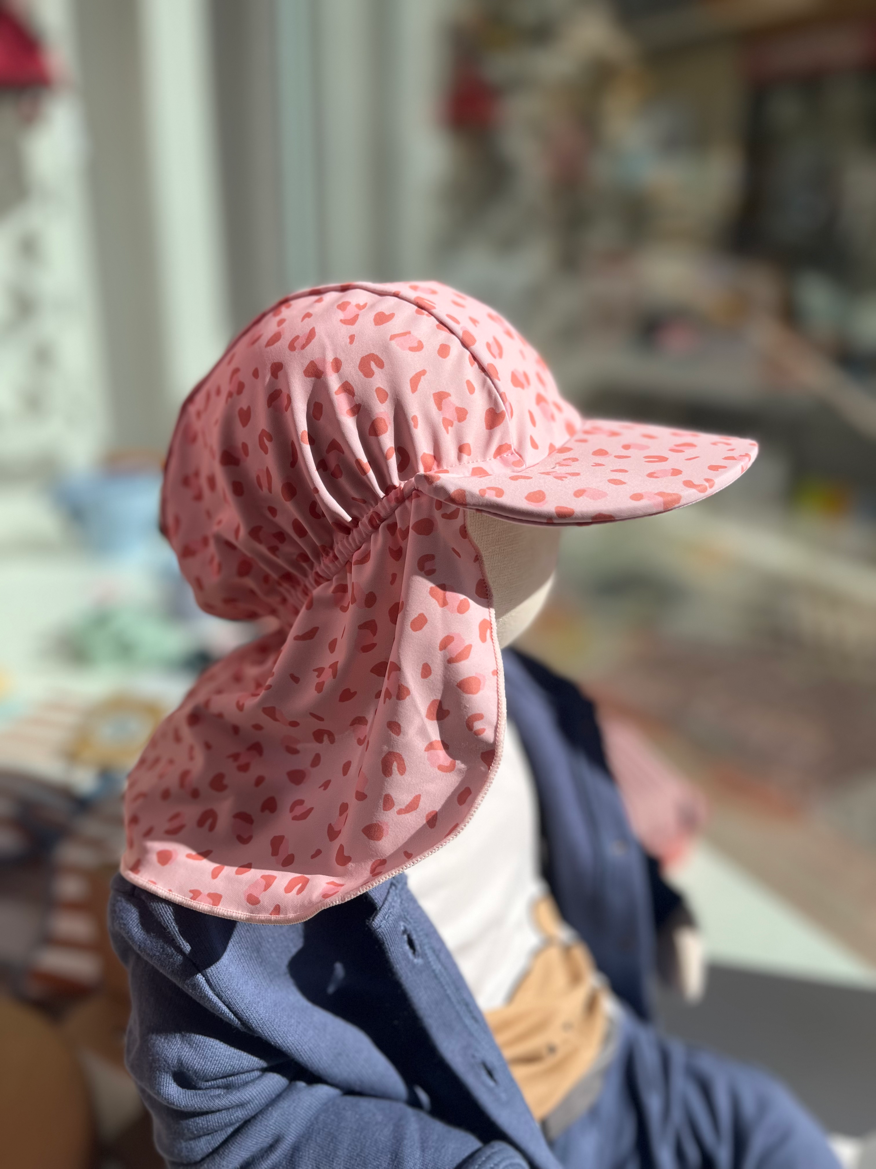Cappellino anti uv con visiera