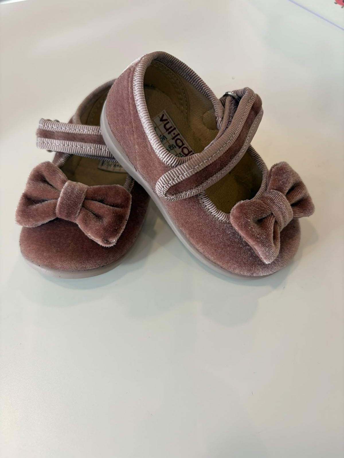ballerina in velluto rosa antico con fiocco vulladi